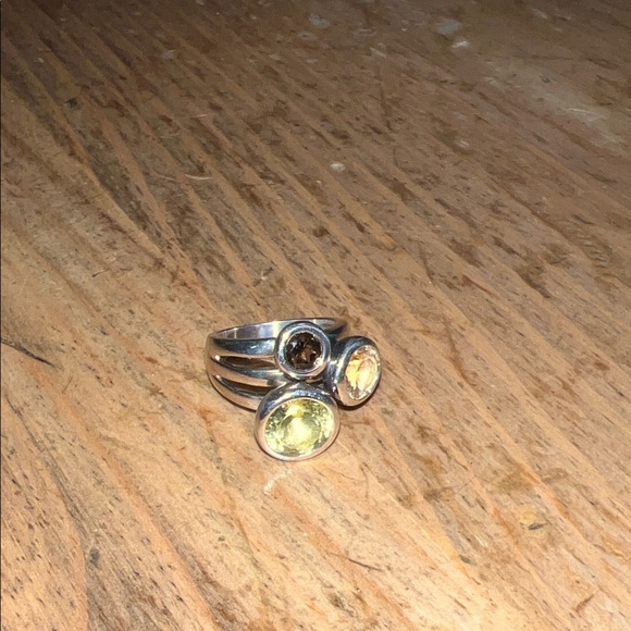 Chic Silver Multi-Stone Ring - Picture 3 of 3